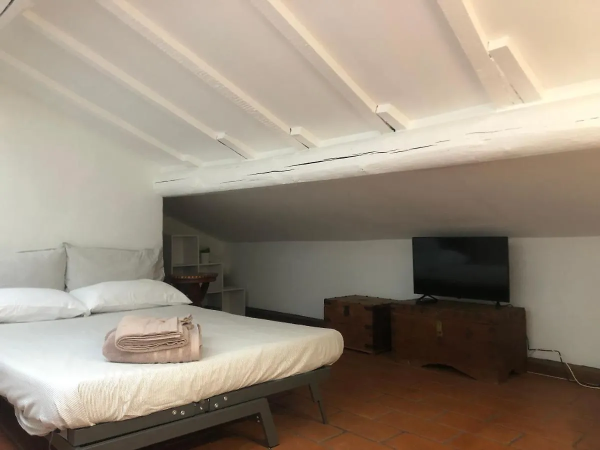 Apartament Il Tetto Fiorito Dell'Isola Mediolan Włochy